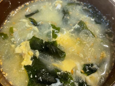 優しいお味⭐卵とワカメのスープ